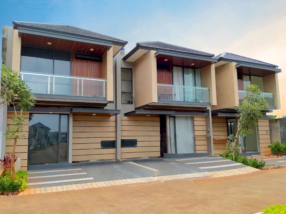 Hunian 2 lantai dekat BSD dan stasiun Cisauk nuansa Villa