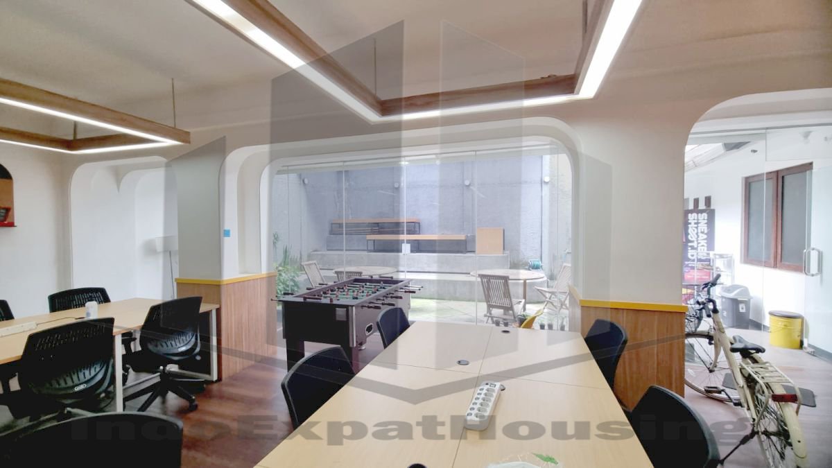 Disewakan Cepat Rumah Bisa Untuk Kantor Di Kebayoran Baru SSI328