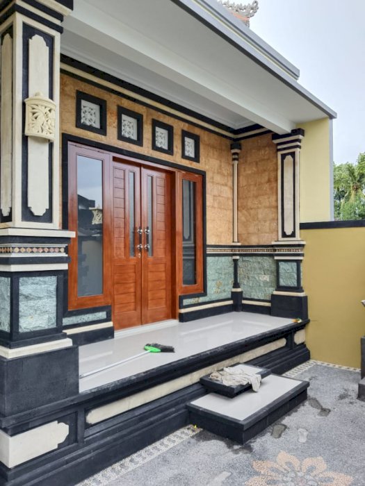 Dijual rumah baru di jln SMKI BATUBULAN kec. Sukawati