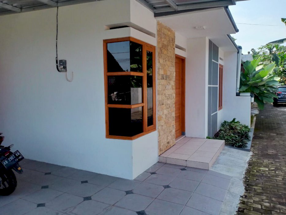 RUMAH SIAP HUNI DEKAT BALONG WATERPARK