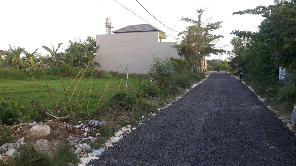 Tanah sansed rood Kuta Bali belakang sushetei hotel Haris