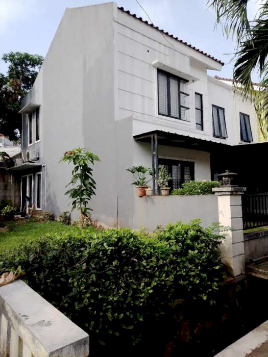 Disewakan Rumah dekat Stasiun Jurang Mangu Bintaro