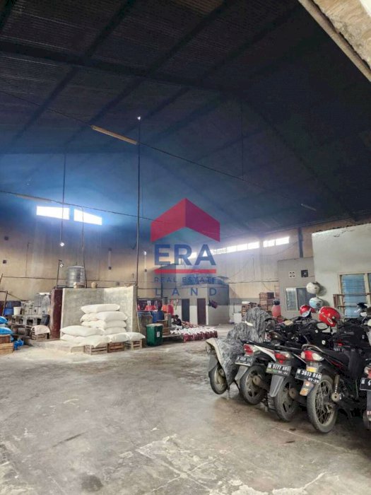 Dijual Pabrik di Jalan Raya Tebo Selatan Malang
