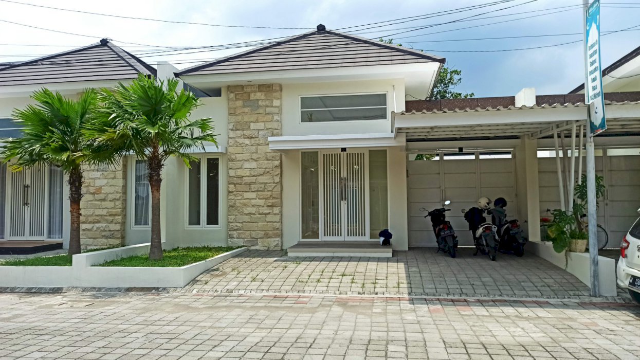 Perumahan Mewah Kediri Nol Jalan Tanpa Masuk Gang, Dekat SLG Bisa KPR