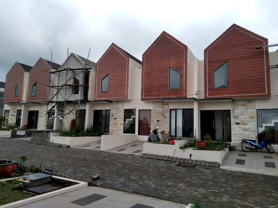 Rumah villa murah mewah di dekat  wisata kota Batu