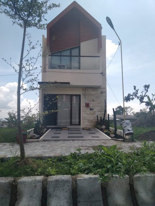 Rumah Villa Murah didekat Wisata Kota Batu type Barryl