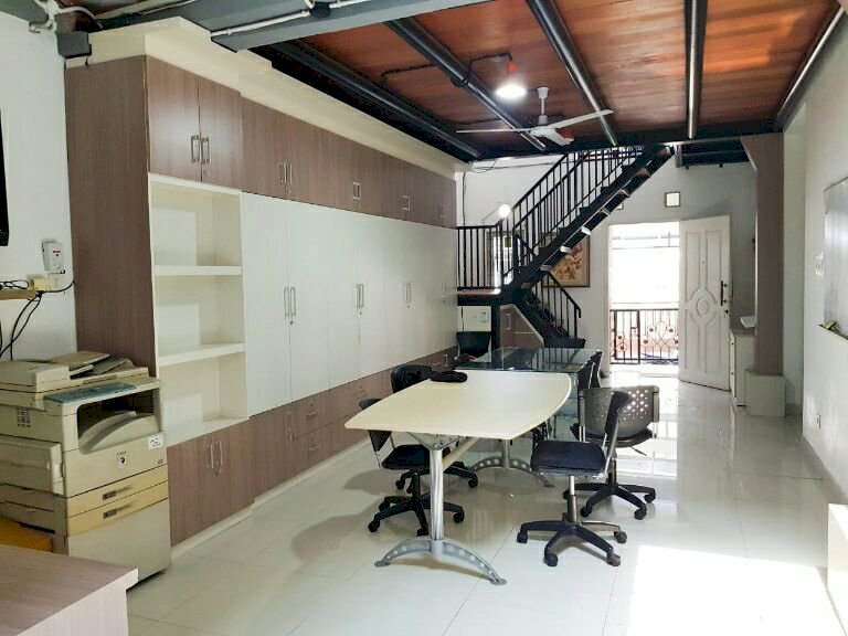 Jual Rmh cimanggu villa Bgr. Akses toll lsg. Semi furnished. Siap huni