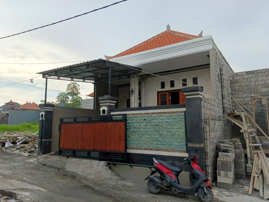 Dijual rumah baru siap huni di batubulan