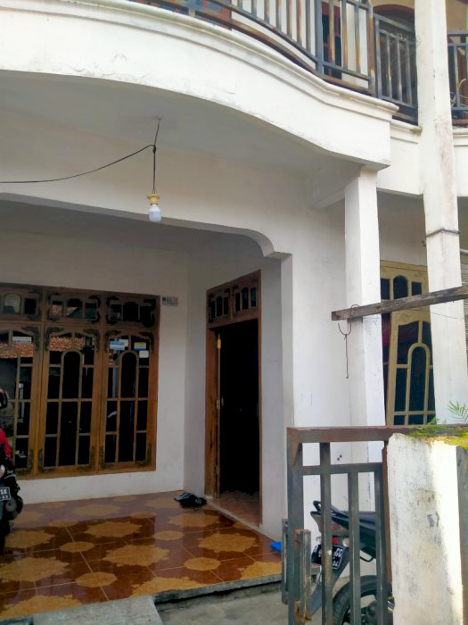 Rumah Kost 2 lantai 7 kamar di jual cepat