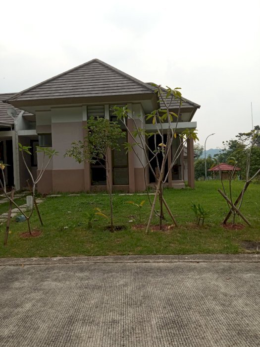 DI JUAL RUMAH DI HOOK SENTUL CITY