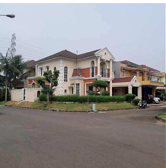 Rumah hook dijual , lokasi strategis.