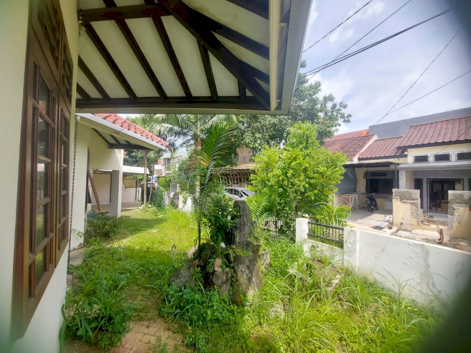Rumah di vila melati Bsd