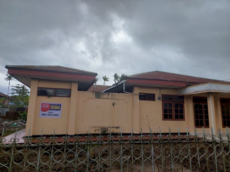 Rumah dan tanah di sorong jual