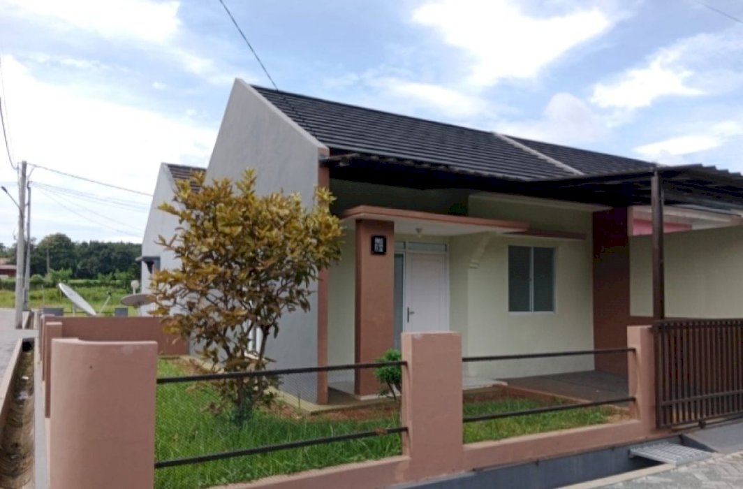 RUMAH SIAP HUNI LOKASI DEKET METROPOLITAN CILEUNGSI