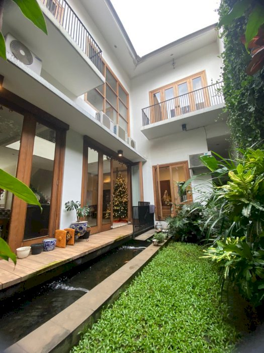 Rumah Mewah 3 Lt Area Elit Sekitaran Pakubuwono, Kebayoran Baru
