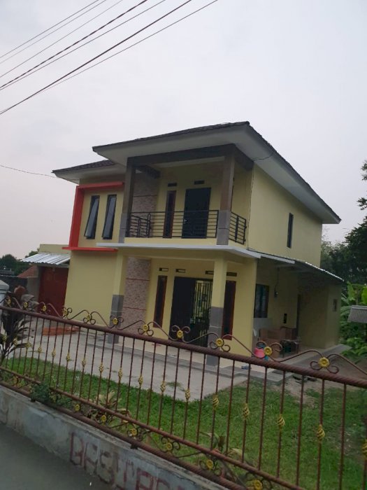 DIJUAL RUMAH 2LANTAI  DAN TANAH LUAS UDARA SEJUK DI BOGOR