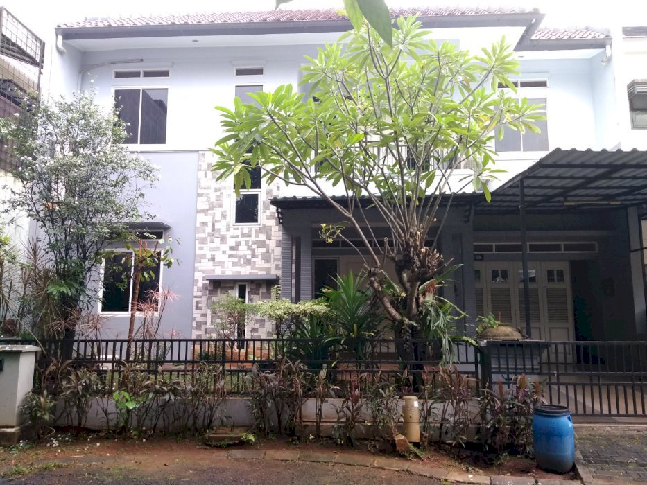 Disewakan Rumah di Citragrand Cibubur, Nyaman & Asri