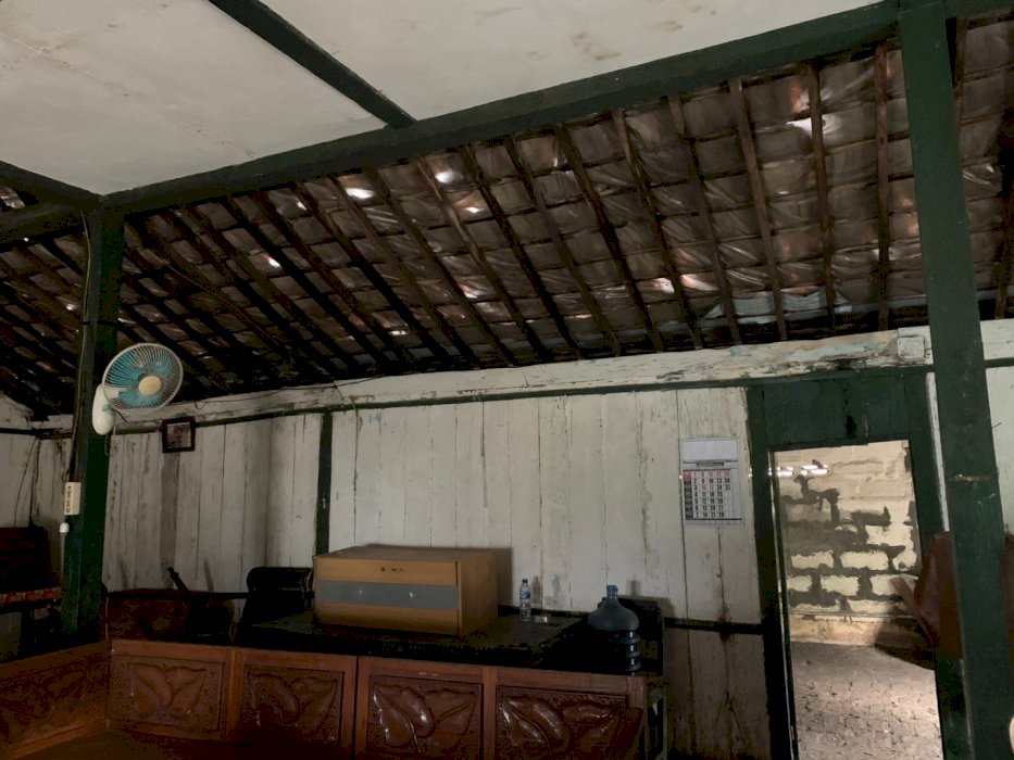 Jual 2 rumah KAYU jati kuno (A,B)8.5x17mtr tdk termasuk tanah