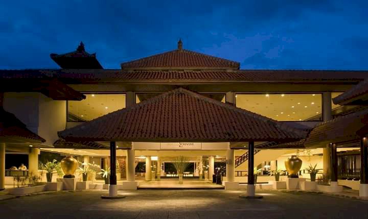 Hotel Los Pantai Seminyak Bintang 5 Lima Bali
