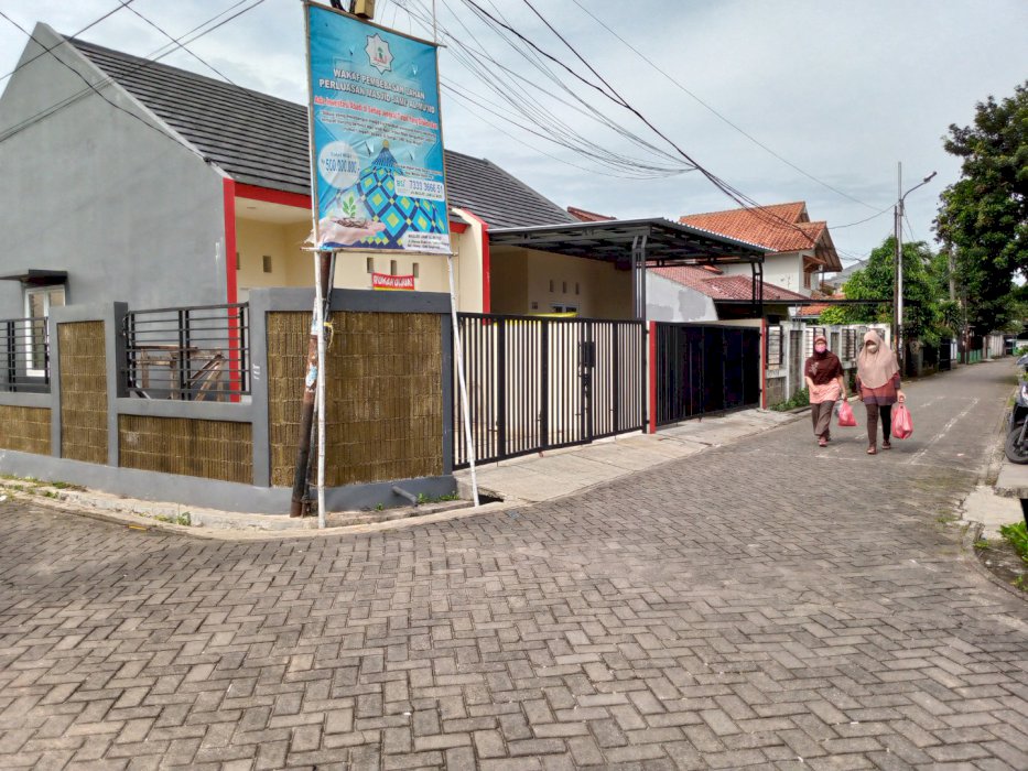 Rumah Hook baru siap huni strategis dpn Graha Raya RS Mulya