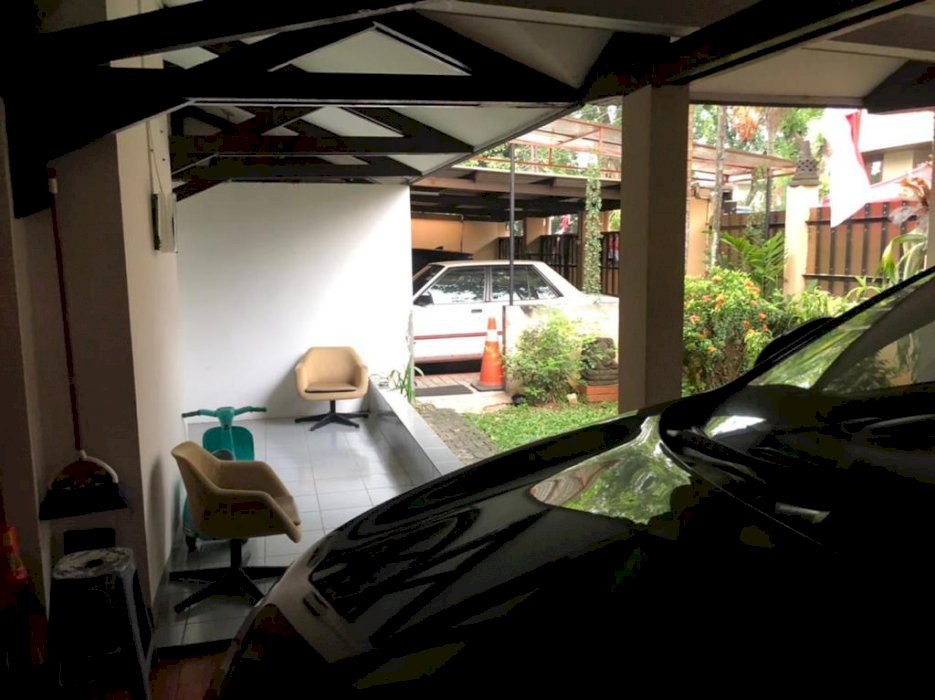 Rumah Asri termurah area elit Jl. Kerinci, Kebayoran Baru, Jakarta Sel