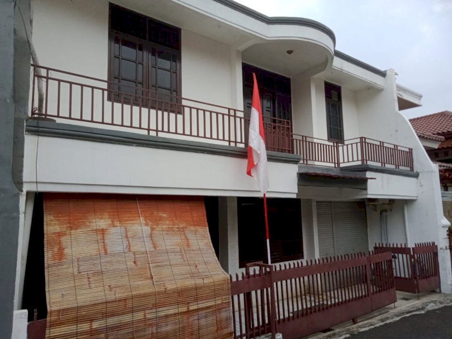 Rumah 2 Lantai di Bintaro Jaksel, Full Furnish Siap Huni