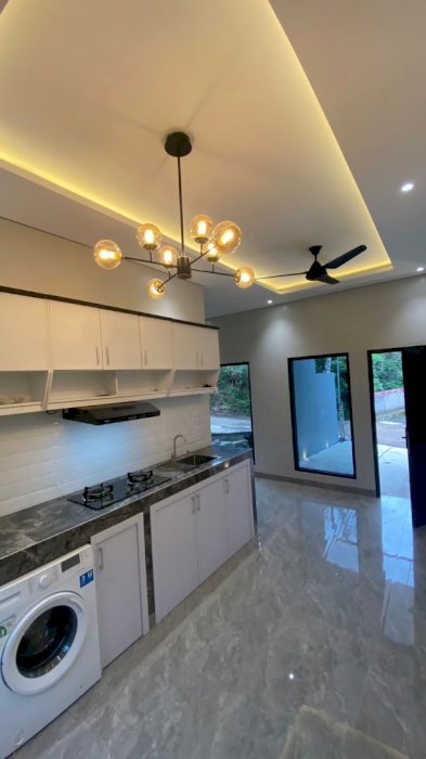 Rumah Mewah Murah di Limo Depok Bonus Kitchenset