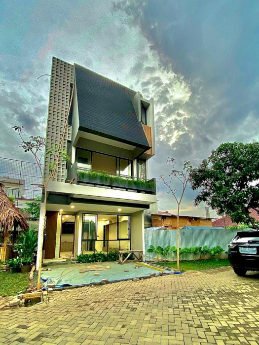 Phandapa Paso The New Town House Cilandak KKO Area