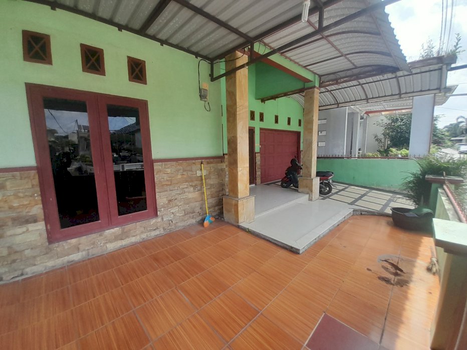 Rumah Luas dalam komplek di jln pasar 1 ringroad Sunggal Medan