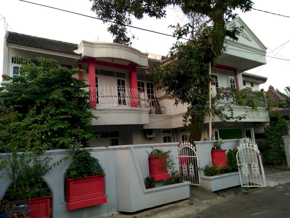 KOST BATAN INDAH BLOK G NO.11, SERPONG, TANGERANG SELATAN 081281681197