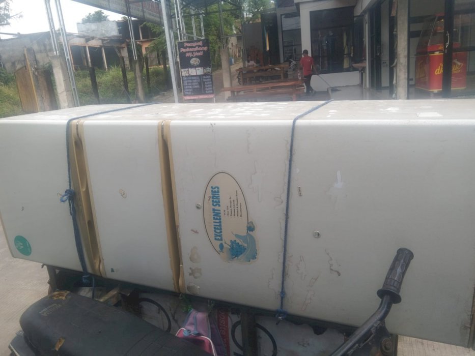 Service Kulkas, Freezer,Showcase dan Chiller