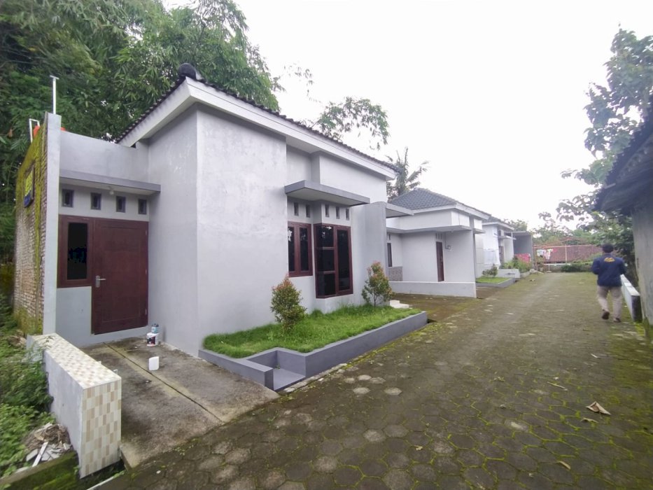 Rumah pesan bangun di kemiri mojosongo