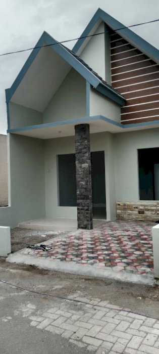 Rumah cantik GRIYA FAZZA MOJOSARI
