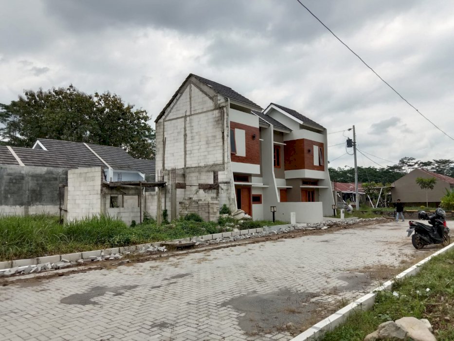 Rumah pesan bangun harga 300 jutaan bis kpr