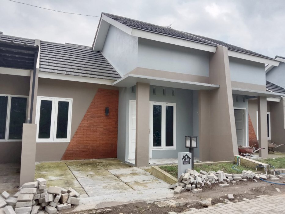 Rumah minimalis di teras boyolali