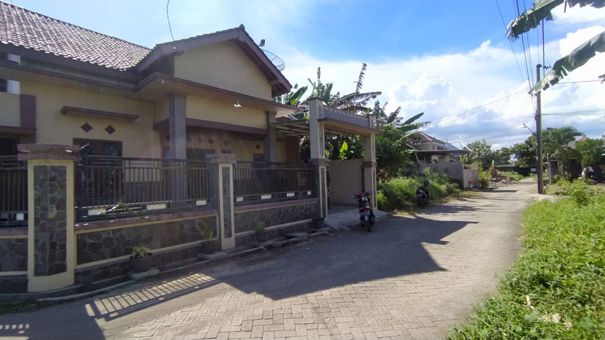 Rumah siap huni Full Bangunan
