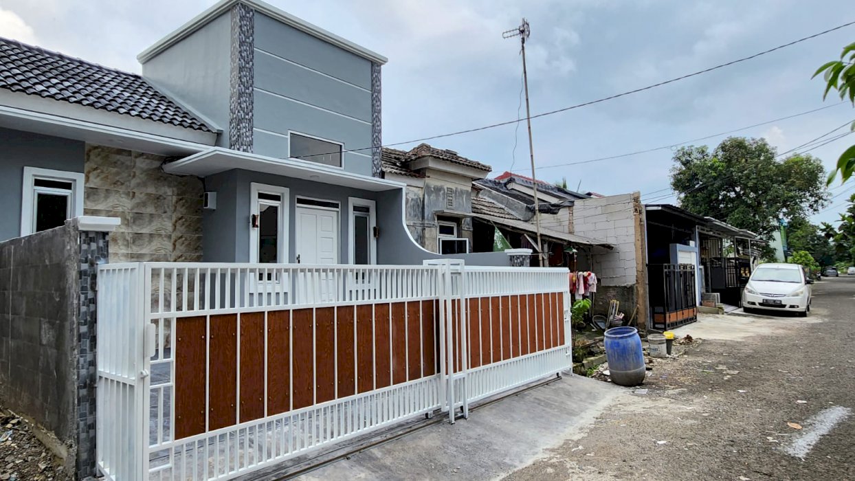 Rumah Ful Renovasi Luas 90m 3KT 2KM Cileungsi