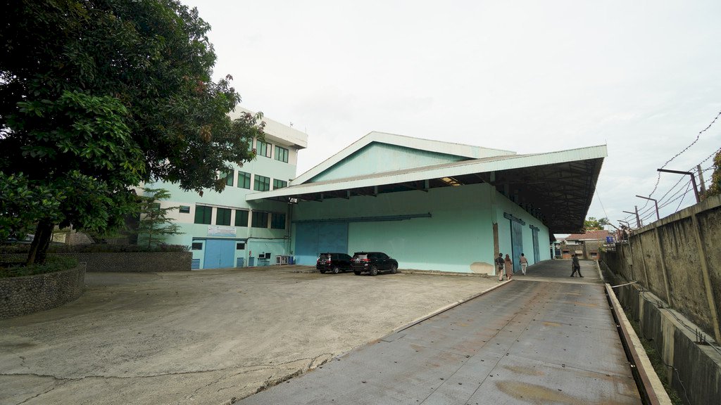 Gudang dan Kantor HITUNG TANAH Termurah di Ciracas, Jakarta Timur