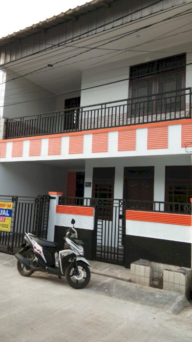 Dijual Rumah 2 lantai Harapan Indah Bekasi