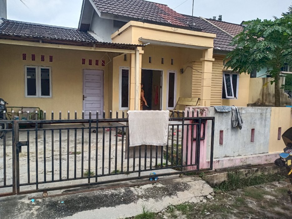 Dijual Rumah Sejen Type 80/138  Jln Cipta karya Ujung Panam pku kots