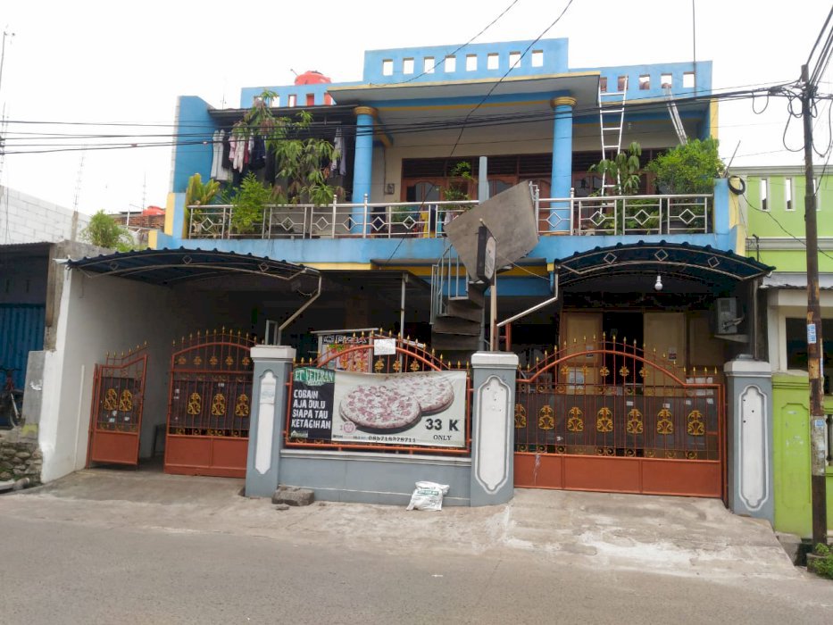 Di jual rumah tinggal dan diatas kos kosan dilokasi strategis Bekasi