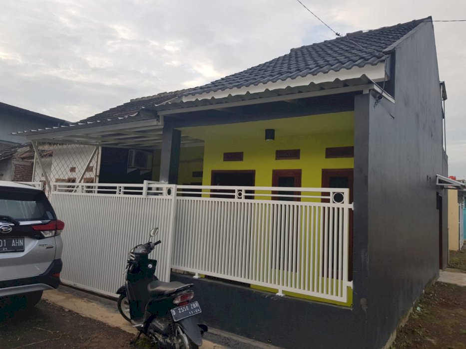 JUAL RUMAH LOKASI STRATEGIS TP