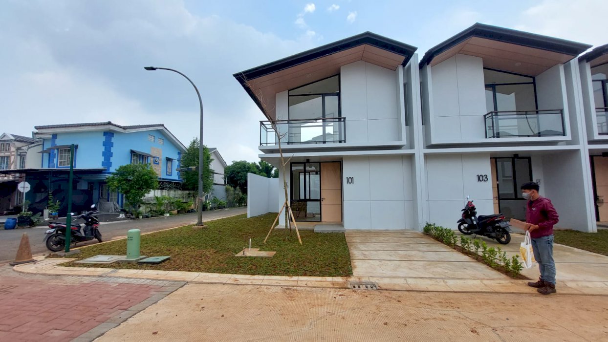 Dijual Rumah Mewah Harga Minimalis di Lippo Village