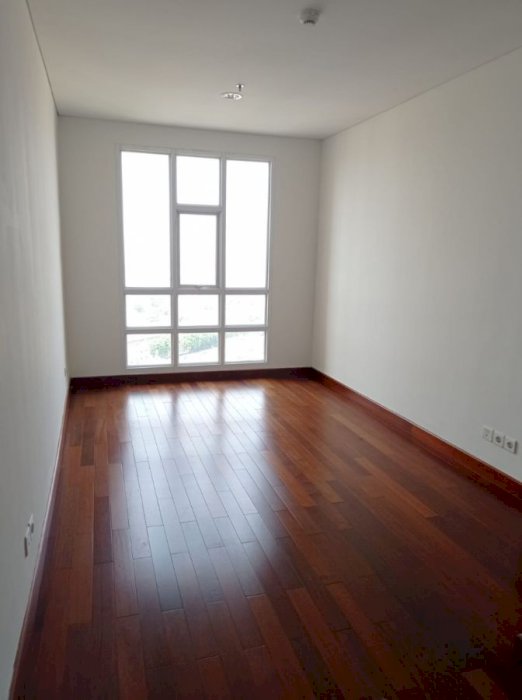 APARTEMEN 3 KAMAR LOKASI STRATEGIS GLODOK PANCORAN JAKBAR SEMI FURNISH