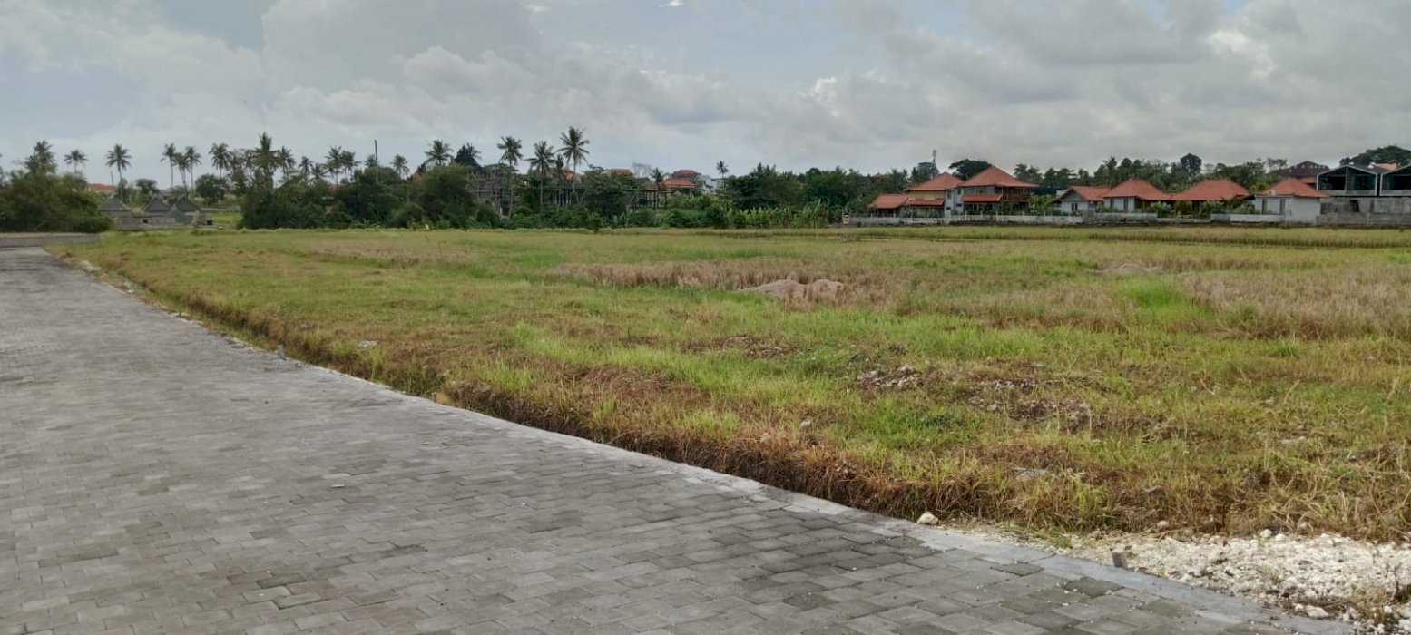 Dijual tanah slot Kecil termurah di pererenan zona kuning