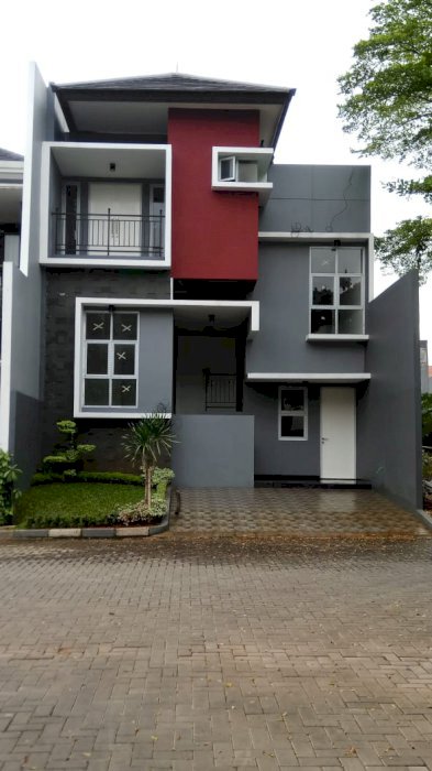 Rumah Mewah dalam cluster dekat tol parigi dan stasiun sudimara