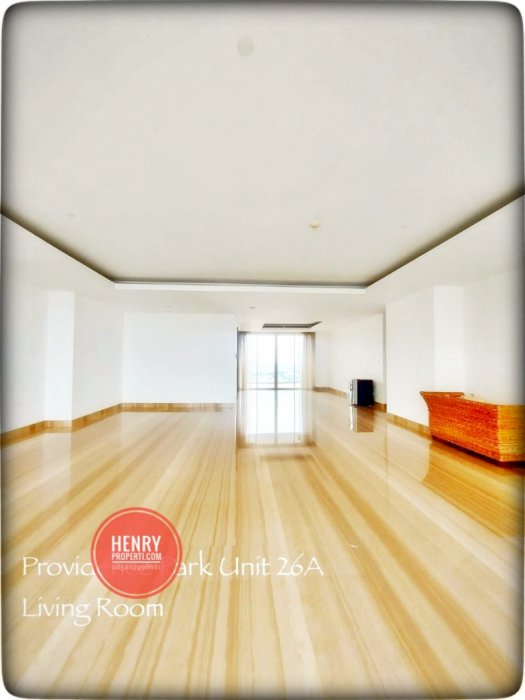 For Rent Providence Park 4+1BR Semi Furnish Pet Friendly Apartment