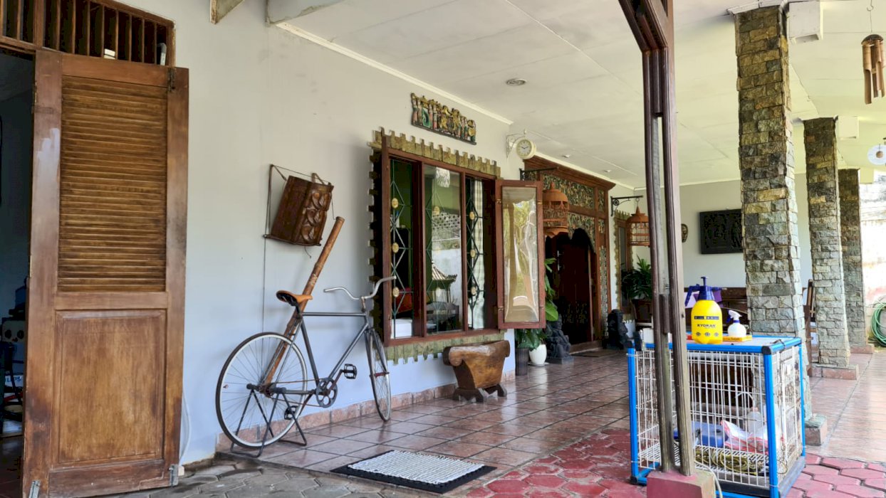 Rumah KOMPLEK PATI Kav POLRI Model Gebyok Jawa, Ragunan, Jakarta Sltn