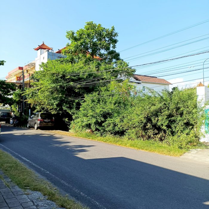 Jual cepat tanah Dewi Sri Legian Kuta Bali dkt double six Seminyak