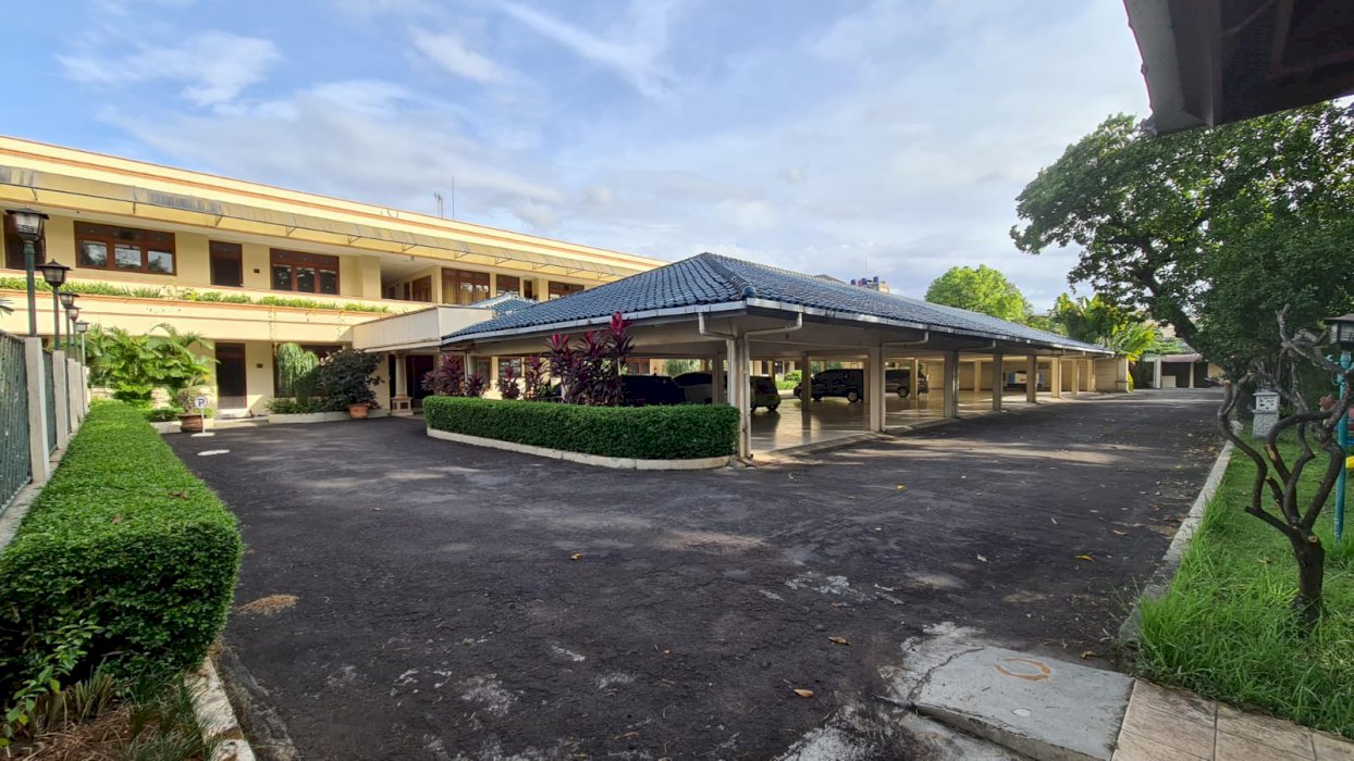 Bangunan Komersial Murah Bawah NJOP di Huni Expatriat di Kemang, Jakse